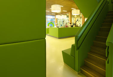 Community School The Frog, Amsterdam  –  Bright friendly environments encourages the well-being