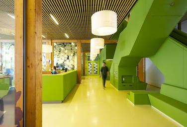 Community School The Frog, Amsterdam  –  Refined materialisation