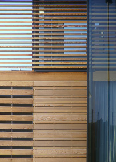 Monuta Funeral centre, Apeldoorn  –  detail timber and glass surfaces