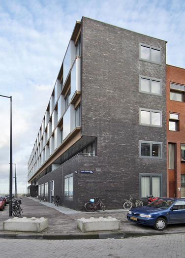 Blok 30 IJburg, Amsterdam  –  Aansluiting bouwblokken