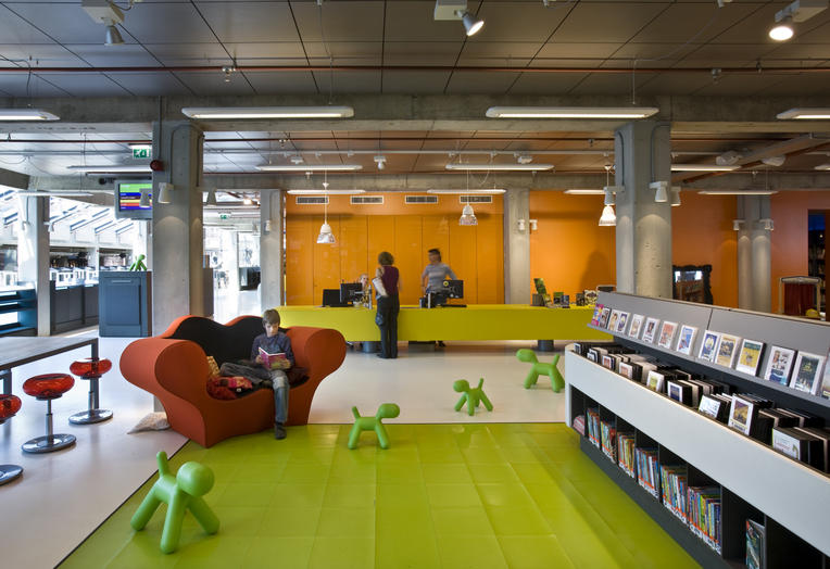 Media library, Delft  –  Dok Delft