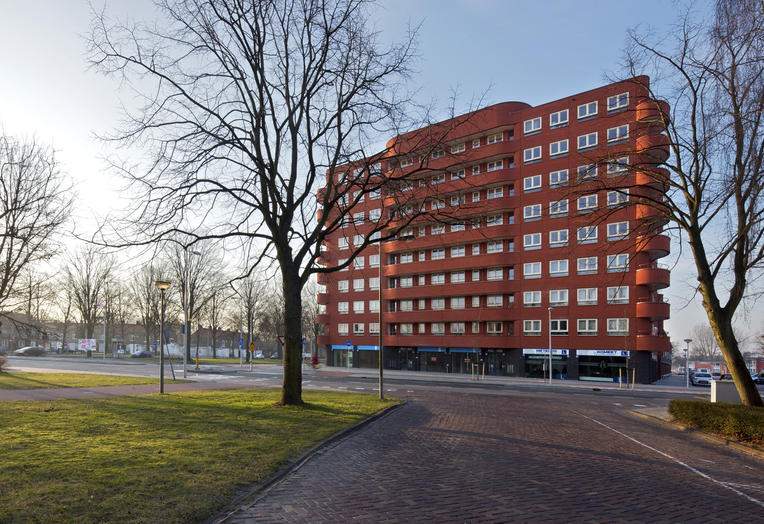 Van Tijenbuurt, Amsterdam  –  red brick