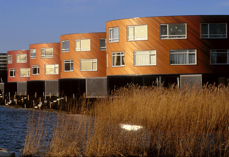 Twiske-West, Amsterdam  –  living near the water