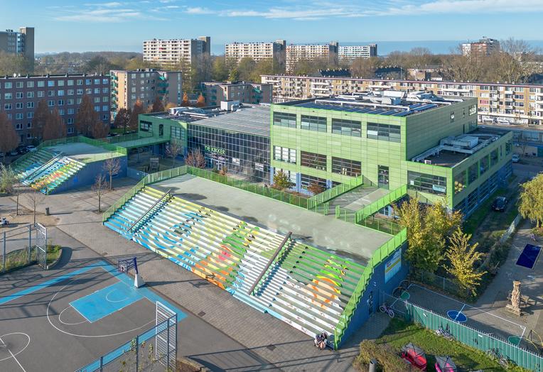 Brede School De Kikker, Amsterdam  –  Exterieur