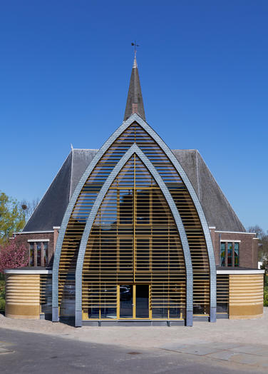 Marktplein Church  –  Exterior