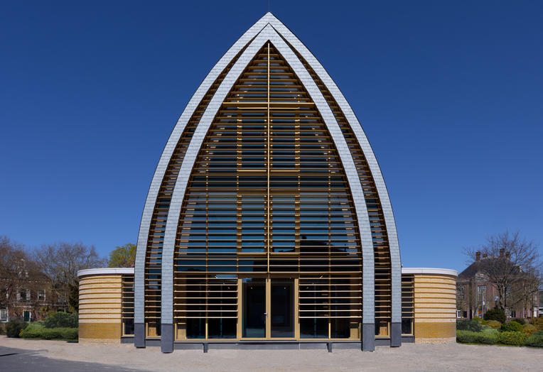 Marktplein Church  –  Exterior